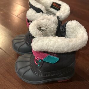 Cat and Jack toddler girl snow boot